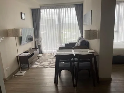 Laguna SkyPark, корпус А и Б, вид на горы и озера три 25 метровых бассейна на крыше, 500 Мбит интернет, все апартаменты верхние 6 и 7 этажи – Fotos 8